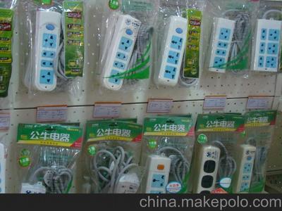 公牛系列插座圖片大全及金屬材料選購指南